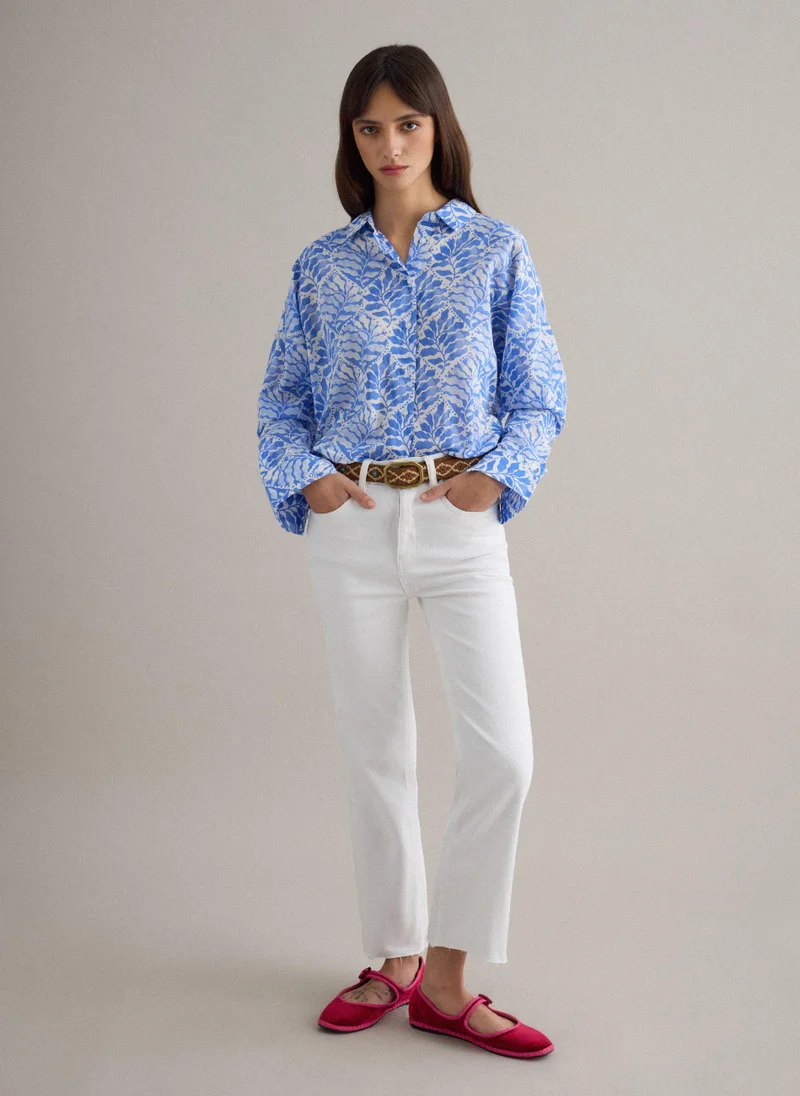 او في اس قميص قطني نقي متعدد الألوان بقصة عادية بنقش زهري من